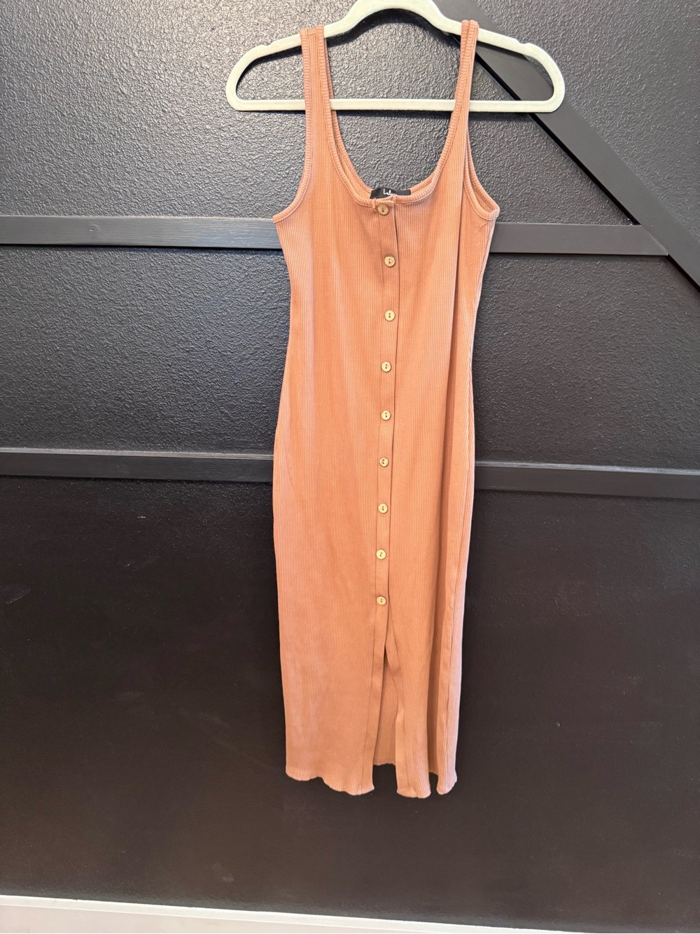 Lulu's Ribbed Tank Button-Front Midi Dress in Peach